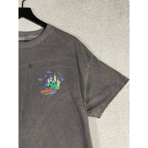 Disney Magic Kingdom Halloween Party 2023 Vampire Mickey T-Shirt Unisex XL Gray‎ - Picture 8 of 8